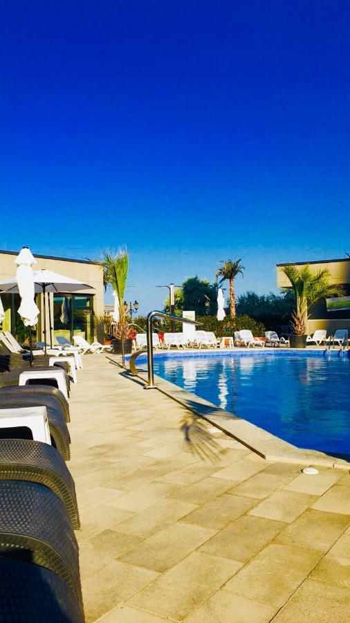Antonia Alezzi Beach Resort Navodari Exterior photo